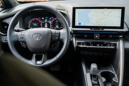 Test: Toyota C-HR 1.8 Hybrid 140Ps